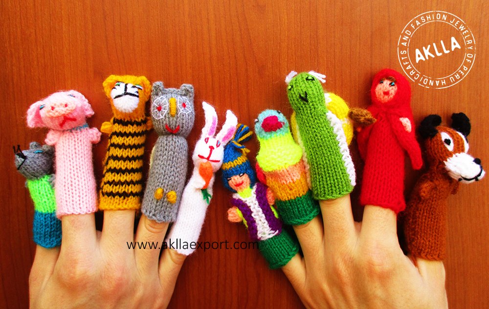 wool finger puppets